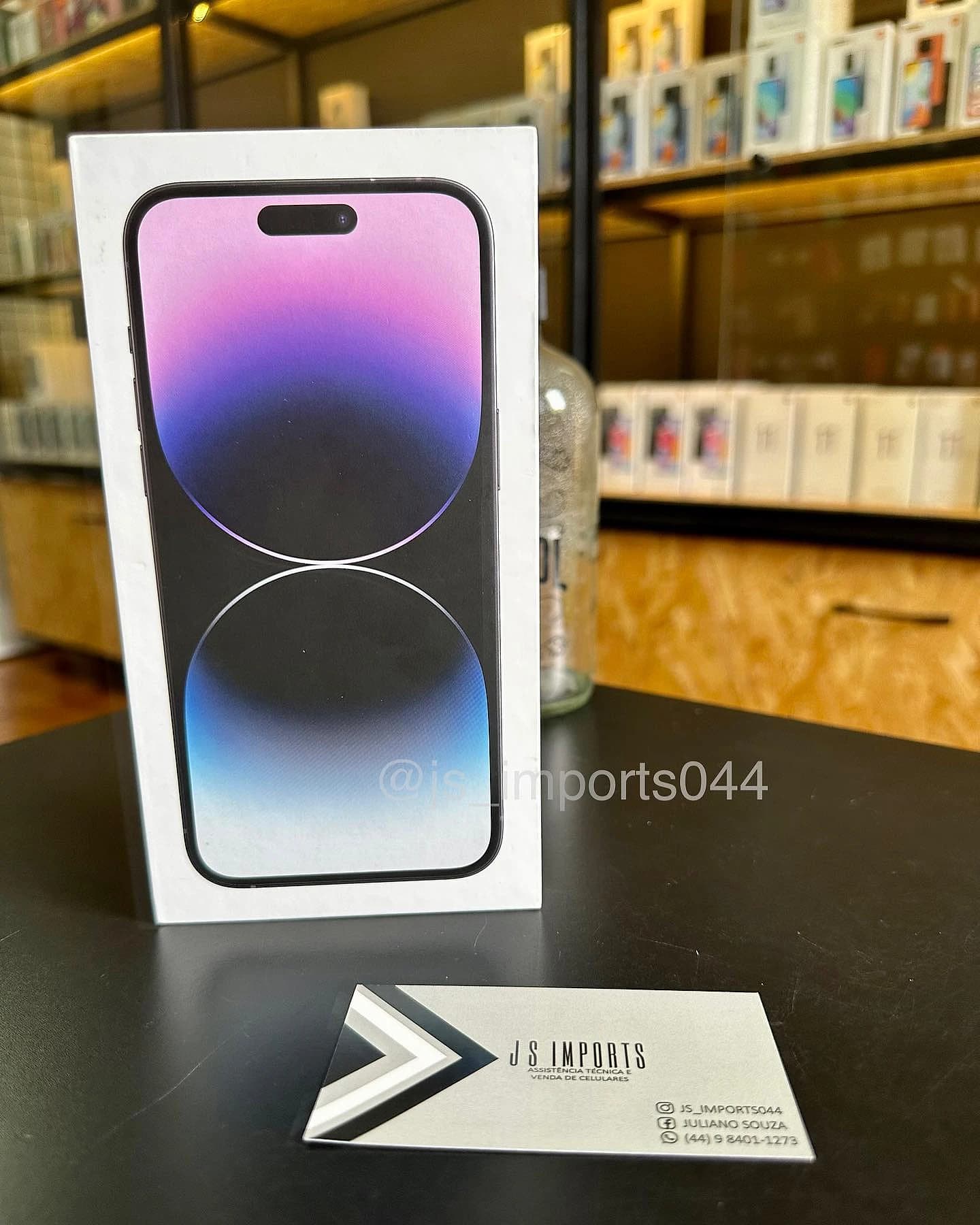 iPhone 14 Pro Max, na foto da JS Imports