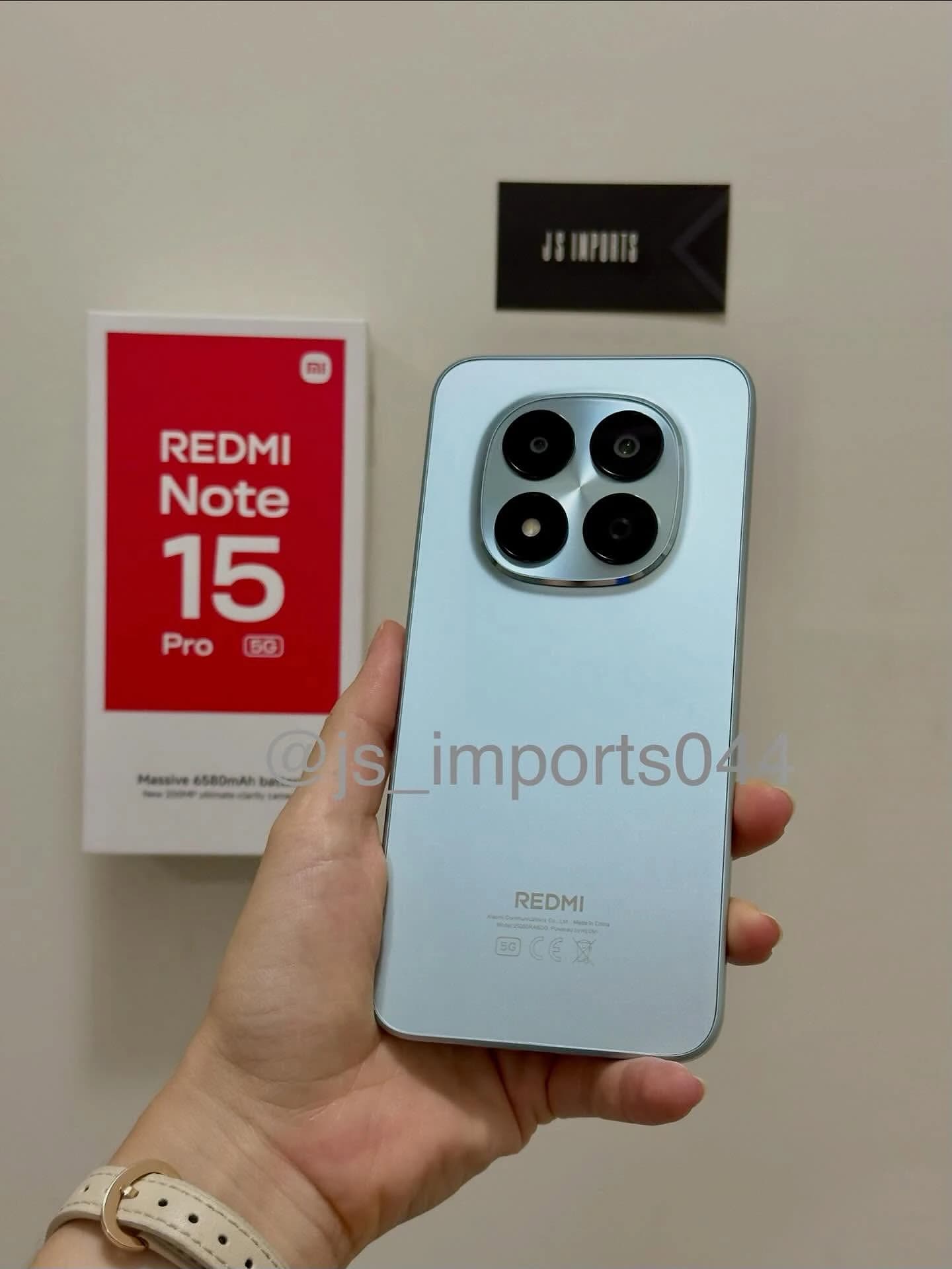 Redmi Note 15 Pro 5G, na foto da JS Imports