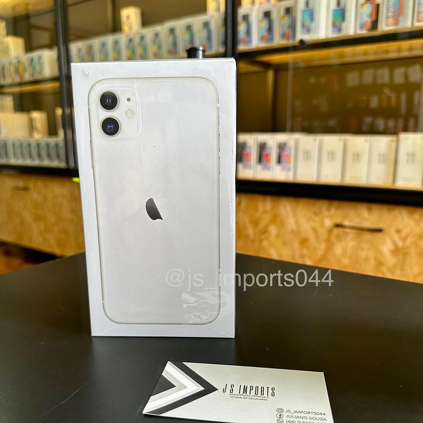 iPhone 11