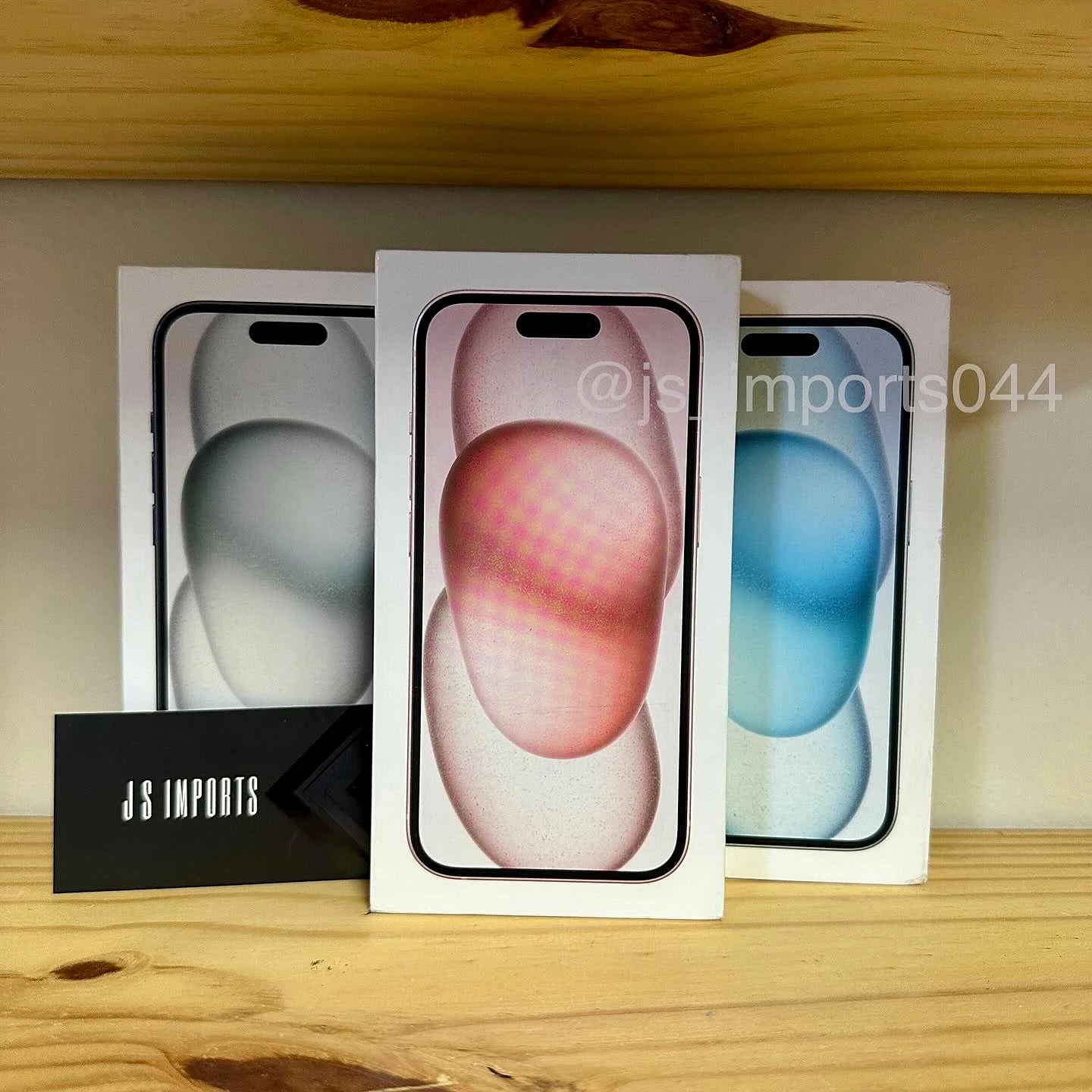 iPhone 15